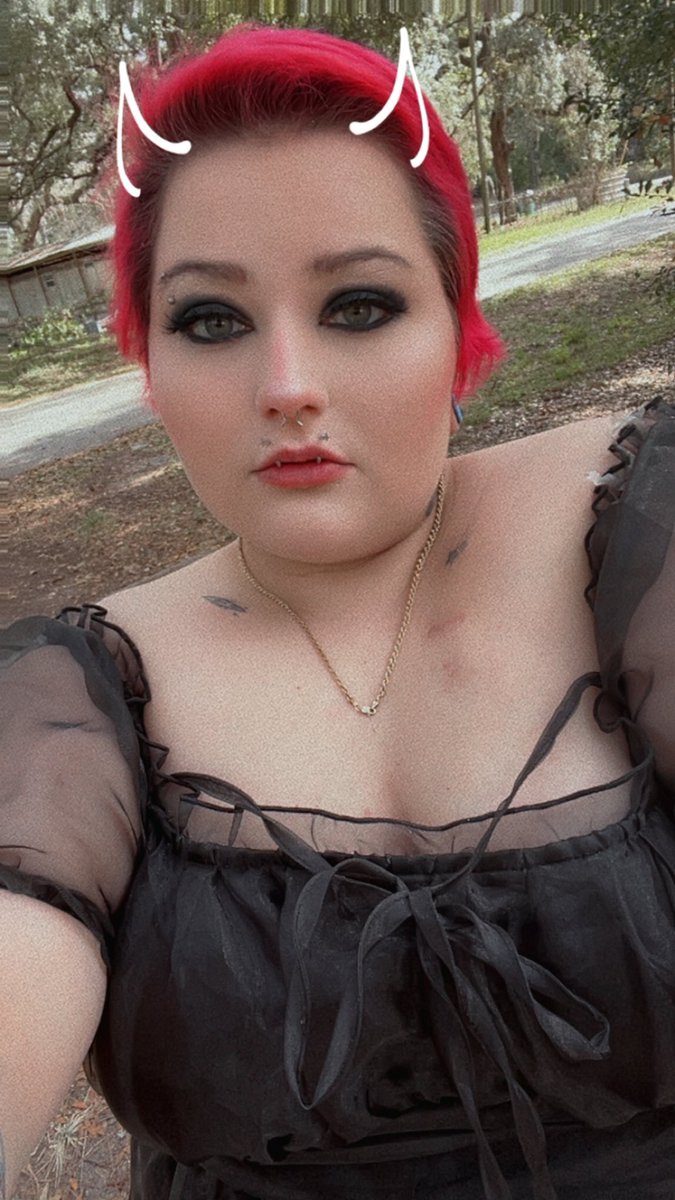 sarah🩷 tweet media