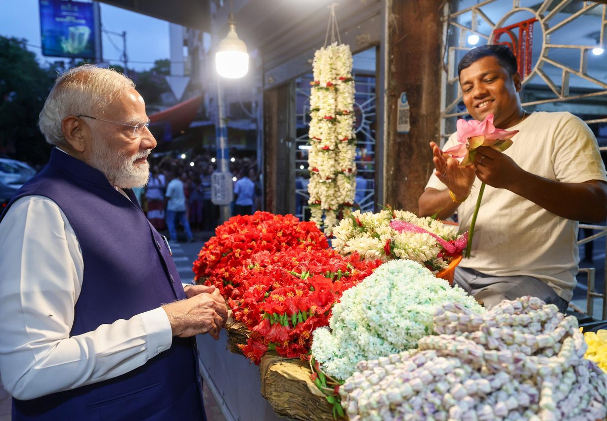 Empire_hindu9's tweet image. Lotus Emotions 🥺🥰

 BJP is coming in Bengal...