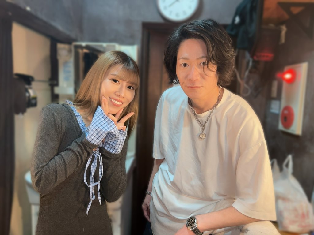 ayanav0419's tweet photo. #まどクラ　
無事に全公演終了いたしました🪼
沢山のご来場ありがとうございました。

深美として過ごした日々がこんなにも楽しくて大変で切なくて...。

私も大事な人のことは守っていけるような強い人でありたいです。

ゆうじさん初演出の現場で素敵な脚本と仲間に出会えて本当に良かった😌💐 https://t.co/N5Y2rDwnI9