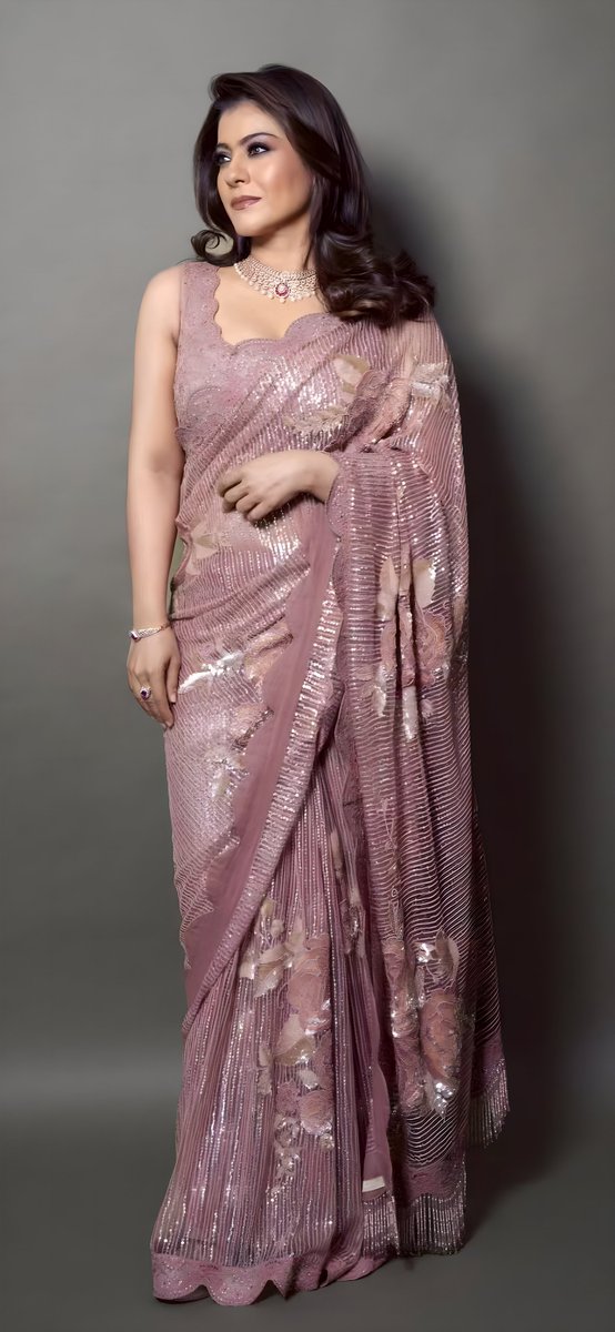 SareeAesthetics's tweet image. Kajol 
#Kajol