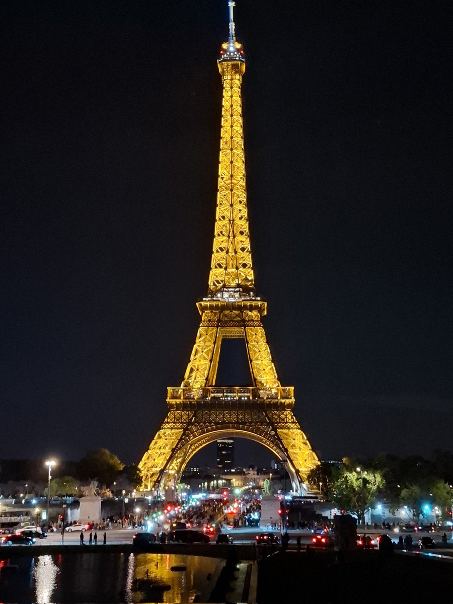 sveiger_v's tweet photo. Great food &amp; great company 🇫🇷🥰 https://t.co/6VFhQJwosb