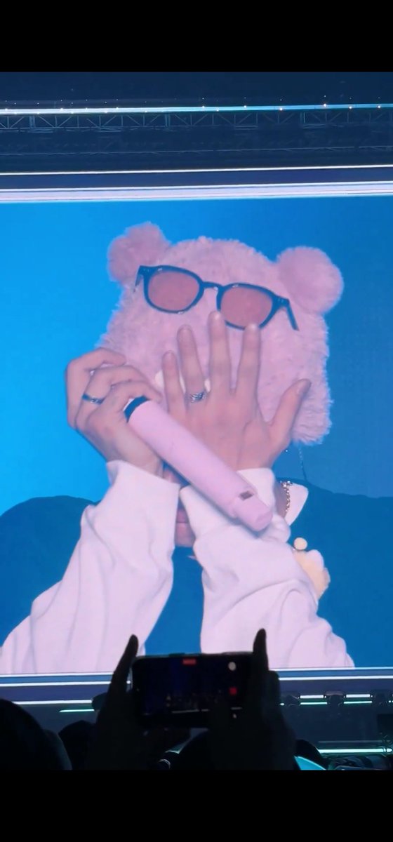 Why does eric still look so adorable while crying?? Whats his secret?