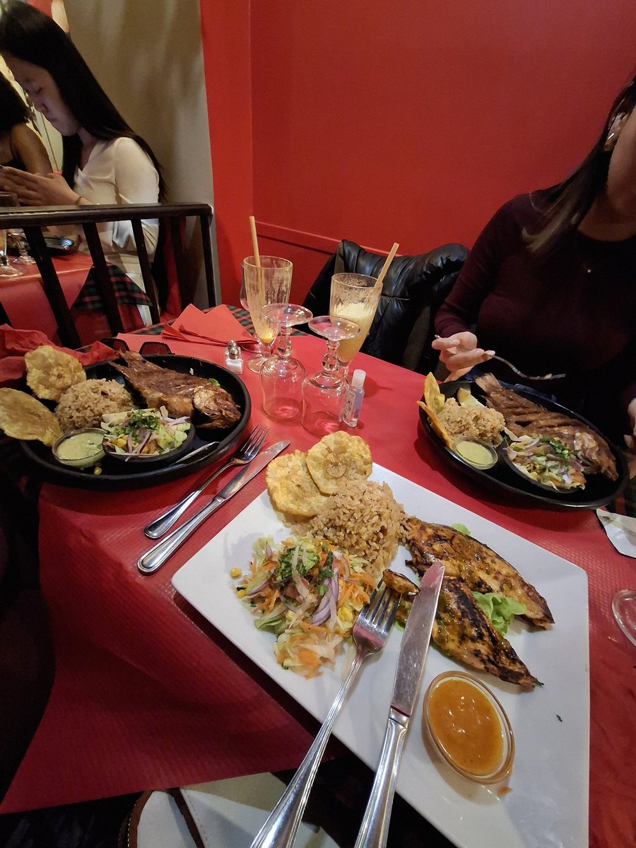 sveiger_v's tweet photo. Great food &amp; great company 🇫🇷🥰 https://t.co/6VFhQJwosb
