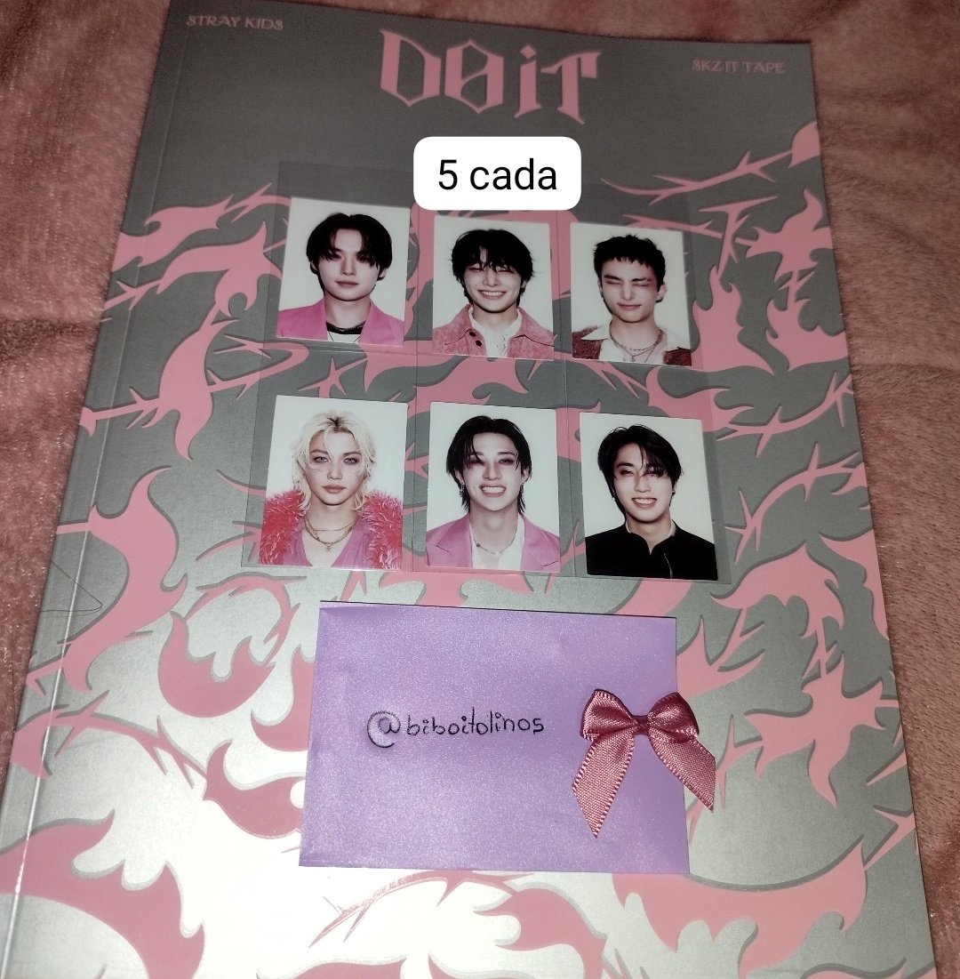 VENDA/VENDO stray kids 🎀

- valores na imagem + frete
- item (lenticular) com * possui pressmark, valor já com desconto 
- mando fotos e vídeos na dm

🏷️ bangchan karma lenticular minho jisung felix withmuu ate adesivo id do it hyunjin jeongin minsung skz