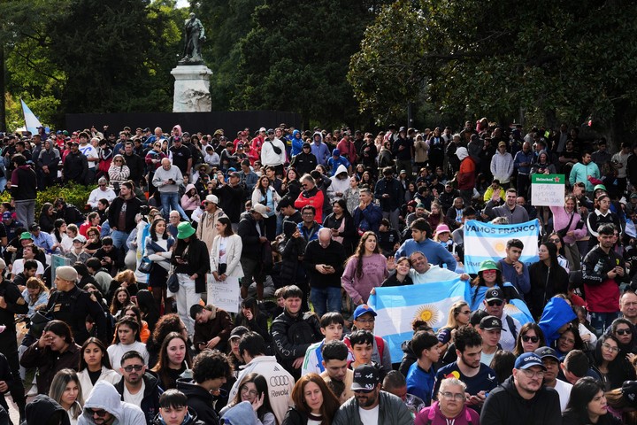 AmantesdelTC's tweet photo. Y un día en Argentina se volvió a hablar masivamente de automovilismo. Estamos viviendo un sueño 🏁 https://t.co/GILGwfl4U7