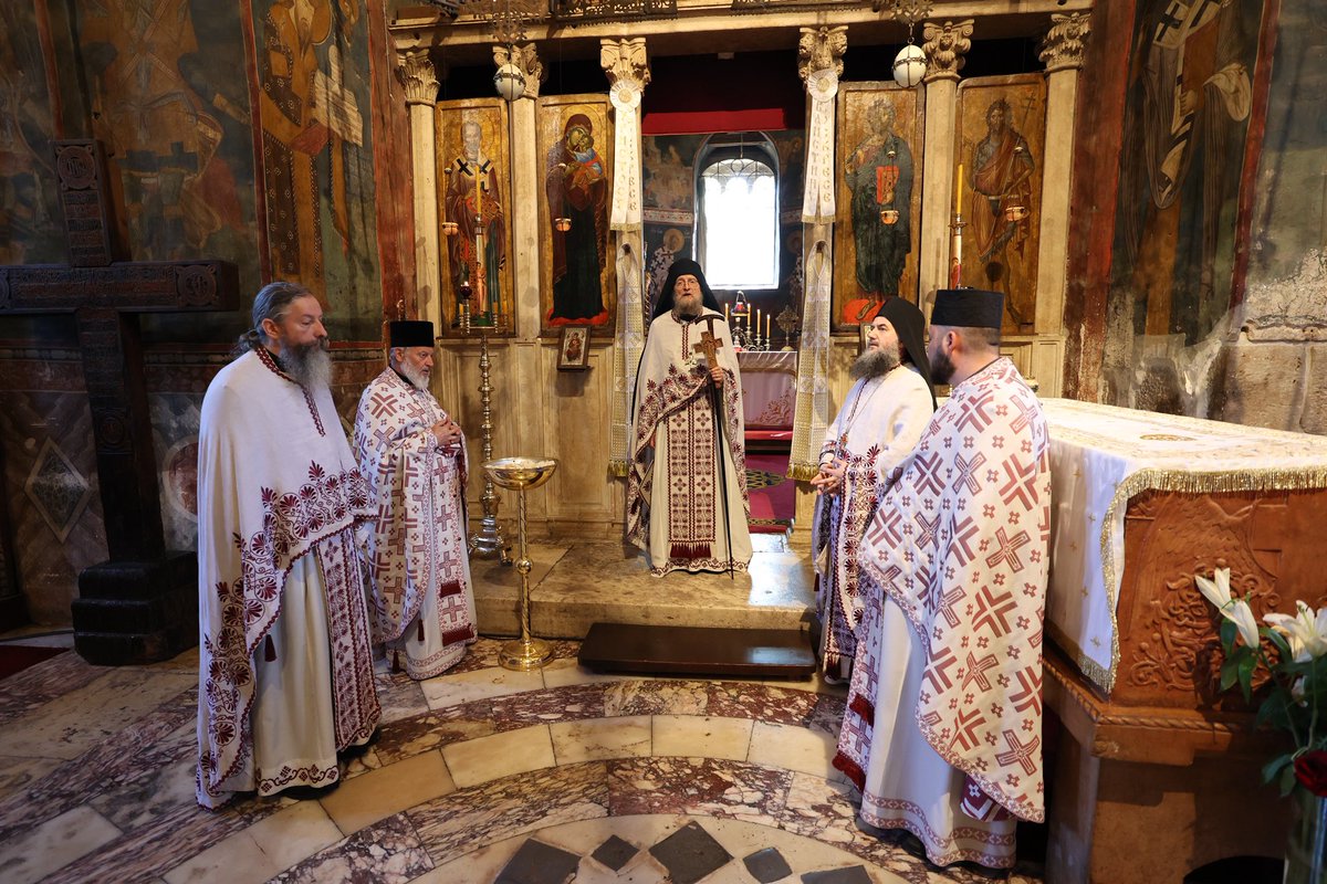 Dečani Monastery tweet media