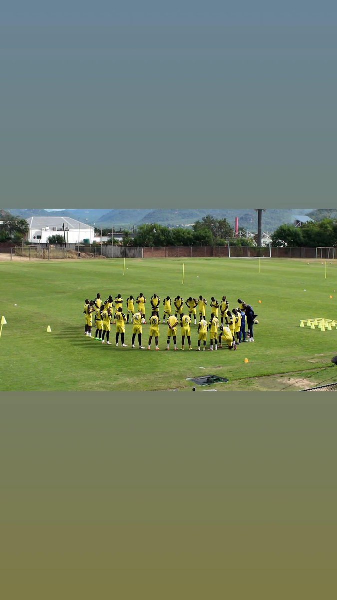 Simon Marange tweet media