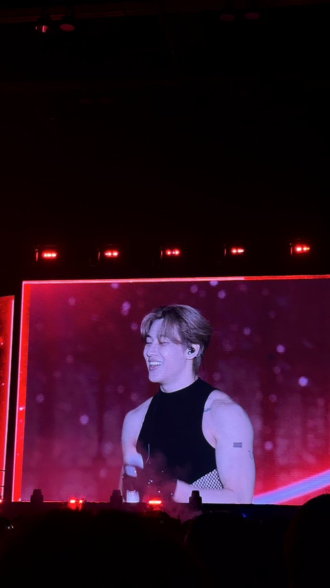 faiifaii1a tweet media