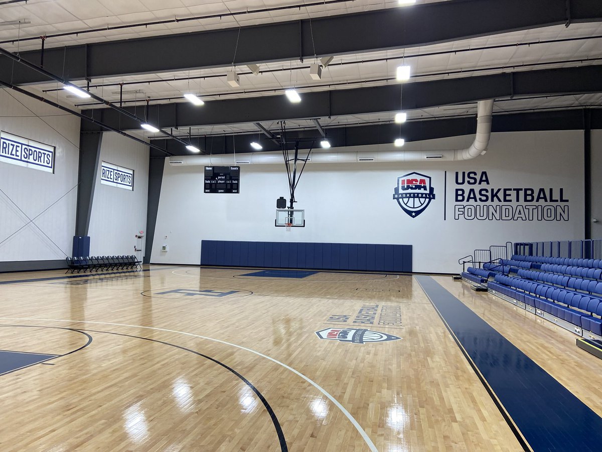 BillyClapperBCB's tweet photo. Great to be at @RizeSportsPa today! My first trip there and love what I saw! 4 Full courts and more! An awesome place for hoops! https://t.co/qn3WMdYv0F