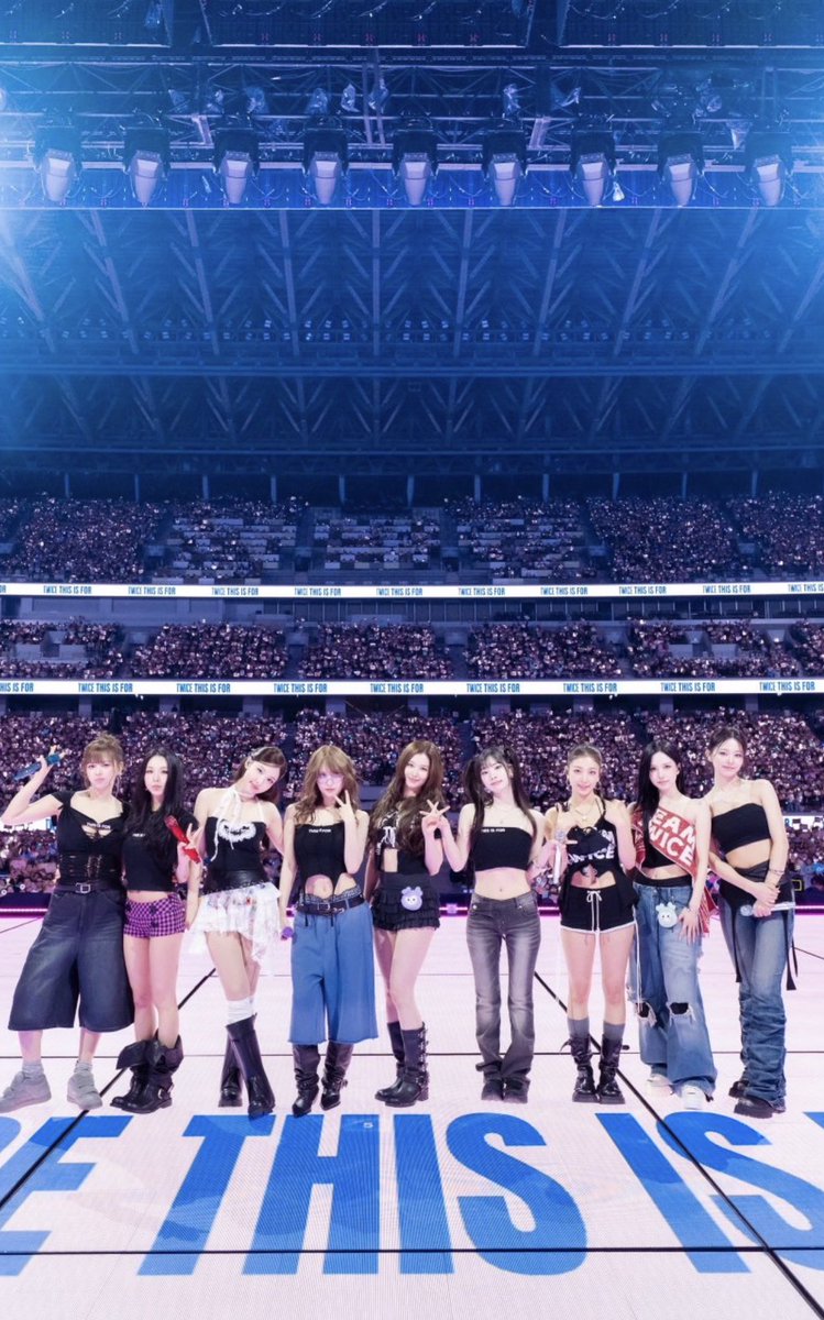 TWICEが国立競技場で『TWICE <THIS IS FOR> WORLD TOUR IN JAPAN』を3
