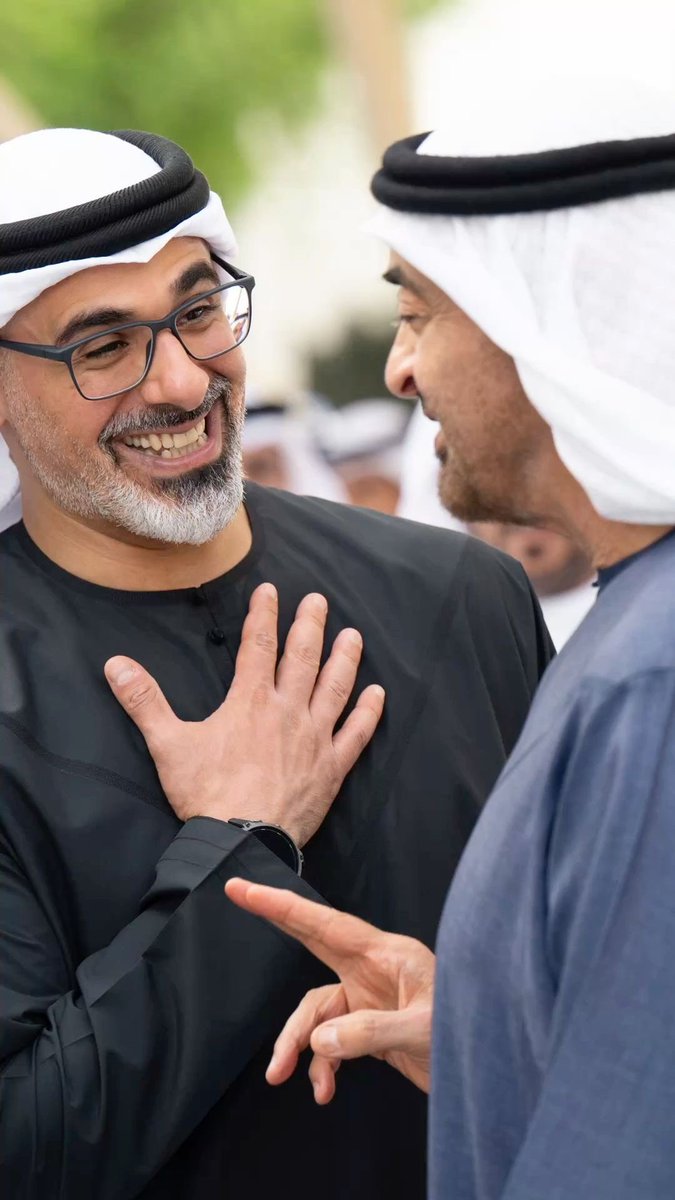 hmdn_alhosani's tweet photo. حفظ الله رئيس الدولة وولي عهده الأمين 🇦🇪 https://t.co/RZuNPTCunZ