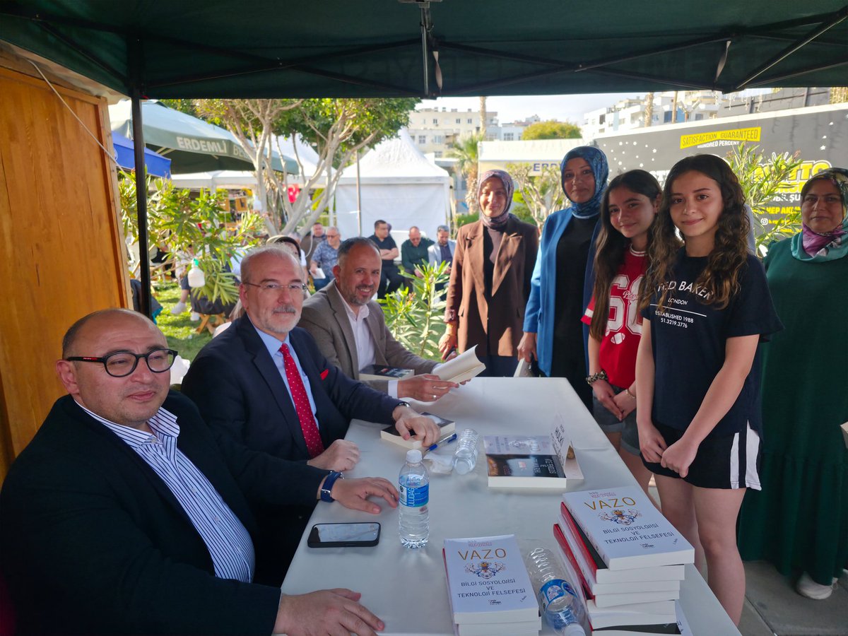 📍Mersin, Erdemli

📚 İlber Ortaylı anısına düzenlenen Erdemli 4. Edebiyat ve Kitap Günleri çerçevesinde bulunduğumuz Erdemli'de dostlarımızla buluştuk,  güzel ve faydalı sohbetler gerçekleştirdik.

Belediye Başkanı Sn. <a href="/mustafakara_erd/">Mustafa Kara</a>'ya, AK Parti İlçe Başkanımız Sn.