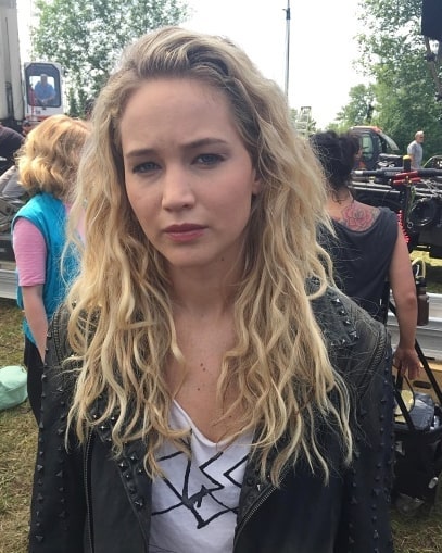 JLawrenceARG's tweet image. ⏮️#throwback Jennifer Lawrence en el set de X Men Apocalipsis 💙