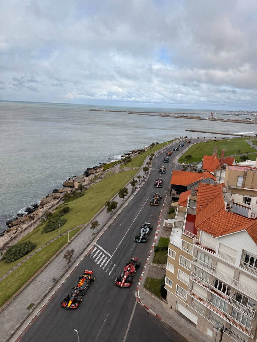 Para cuando la F1 en Mar del Plata? <a href="/F1/">Formula 1</a> <a href="/marcos_galperin/">Marcos Galperin</a> #F1 #FormulaOne