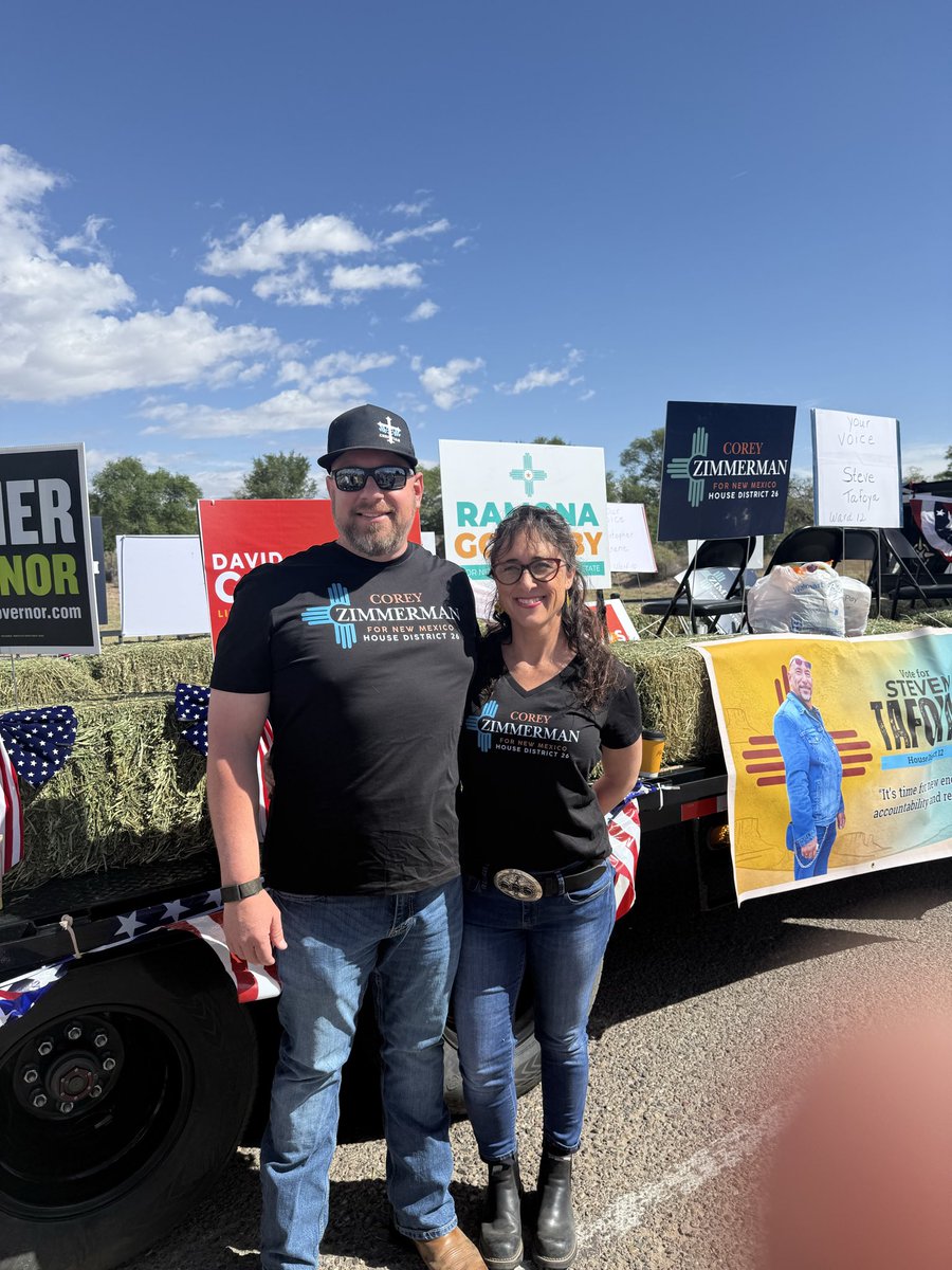 baldadvise's tweet image. Rolling with fellow Republican candidates at the South Valley Pride Parade in Albuquerque!
Freedom, respect, and community — that’s what America’s about. Great day connecting with neighbors across the aisle. 🇺🇸
#SouthValleyPride #AlbuquerqueNM #LiveAndLetLive #corey4nm