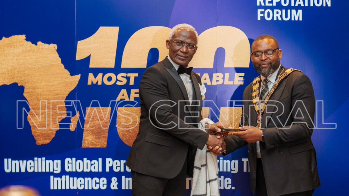 NewsCentralTV's tweet photo. News Central's MD/Editor-in-Chief @KayodeAkintemi was among those recognised for his contribution to Nigeria's media landscape during the recent Global Reputation Forum in the UK. https://t.co/vLsANuFdiK