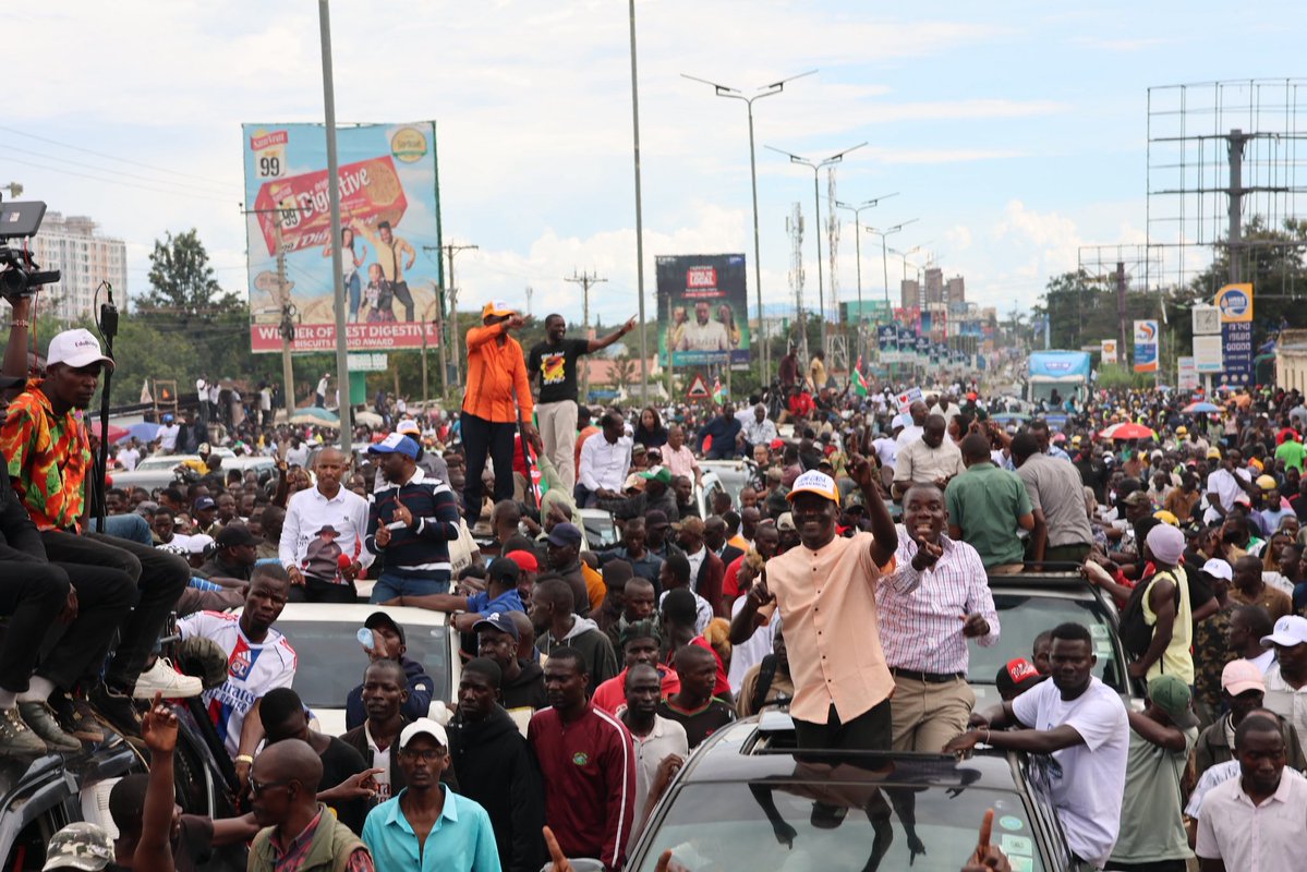 GetembeTV's tweet image. ODM ‘Linda Mwananchi’ team holds a successful rally at Ka-Owuor Grounds in Kisumu, drawing huge crowds in large numbers. 
#Kisumu #ODM #LindaMwananchi #getembedigital