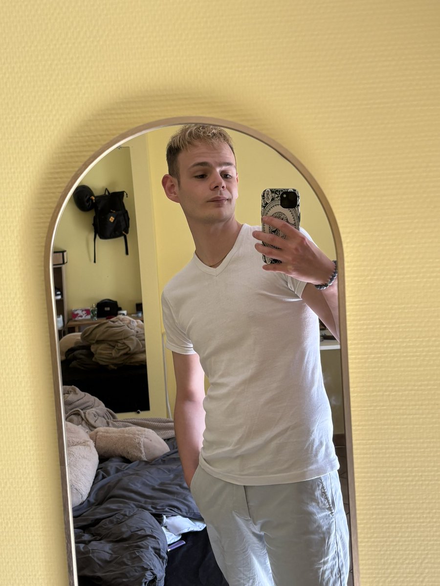 Enzo Hot tweet media