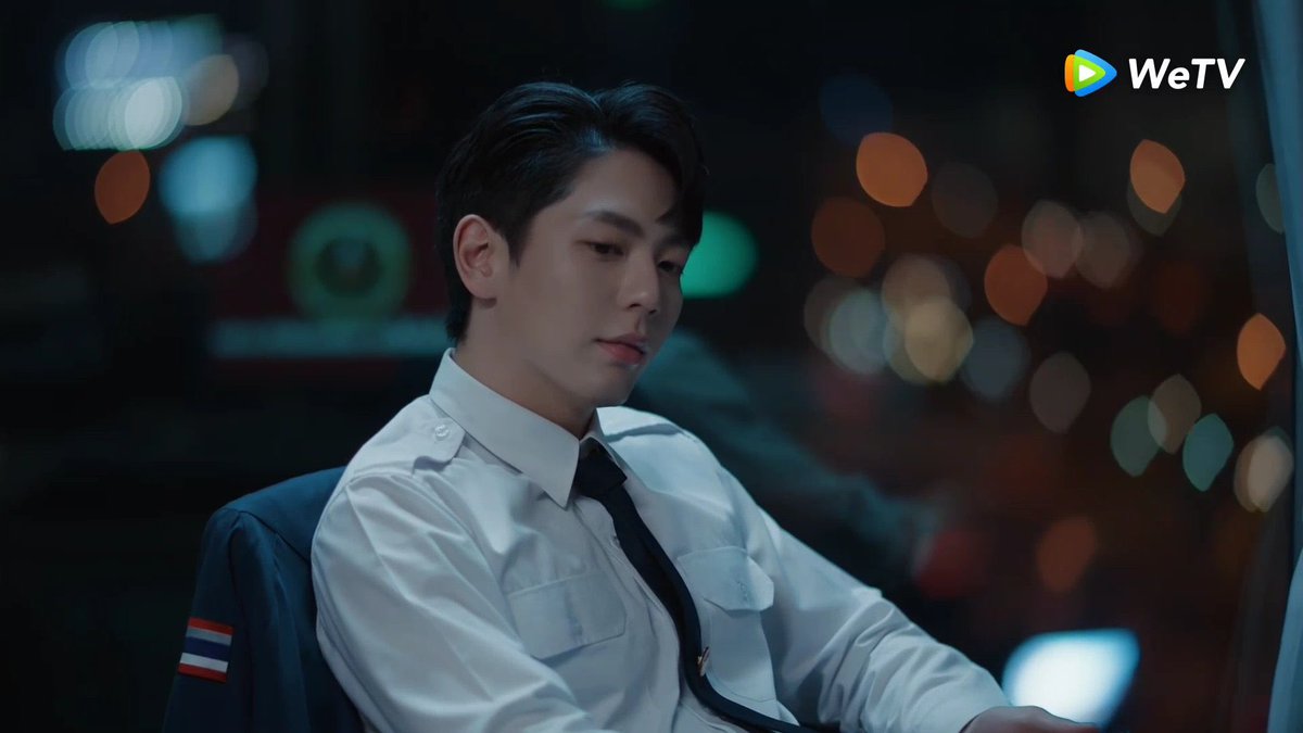 ครัวซองแฮมชีส🥐ft. Love of Silom แฟนสาวพี่กฤษฏ์ tweet media