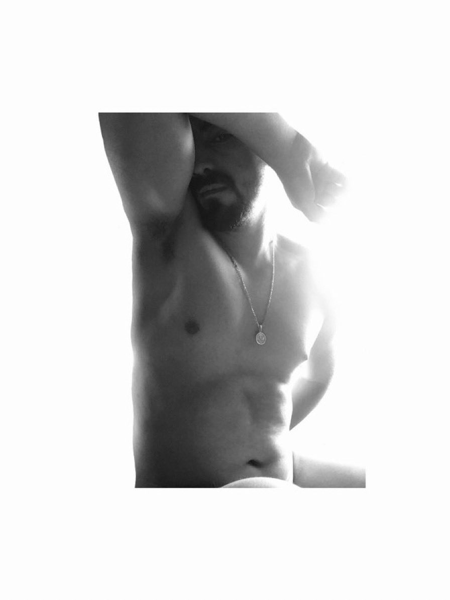 S E B A S T I Á N 🦂 tweet media