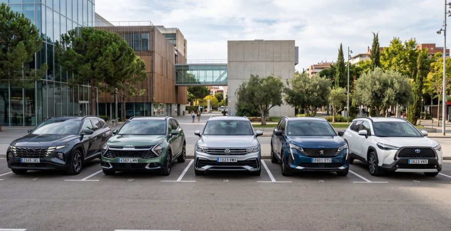 Highmotor's tweet photo. Ranking 2026: Los mejores SUV compactos con mejor relación calidad-precio https://t.co/mXl4TryViq #Rankings #Coches2026 #Comparativa2026 #CompraDeCoche #HyundaiTucson #KiaSportage #Peugeot3008 #RelaciónCalidadprecio #SUVcompacto #ToyotaCorollaCross #VolkswagenTiguan https://t.co/4gVjqcDWXI