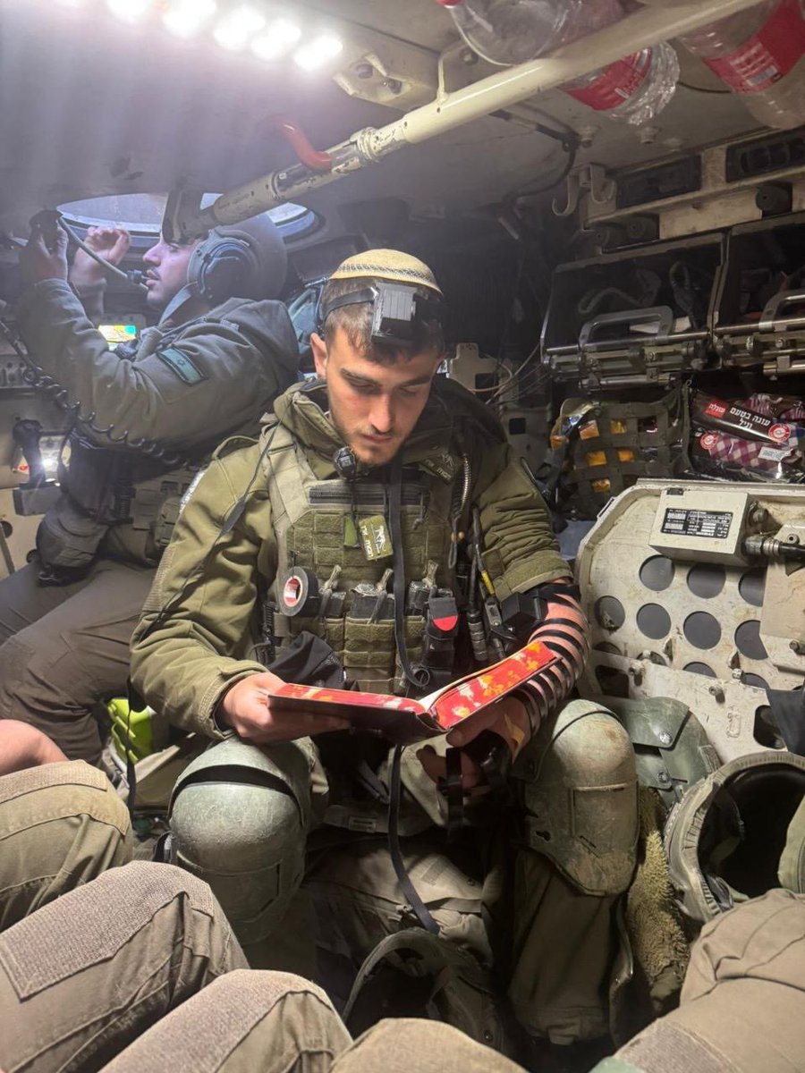 Magic Flower tweet media