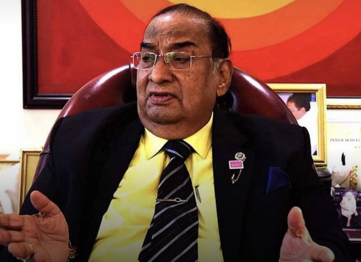 airnewsalerts's tweet image. #Dubai: Veteran Indian businessman #VasuShroff, widely known as Dubai’s “textile king,” dies at the age of 85 in Satwa.

Shroff was among the early generation of entrepreneurs who witnessed and contributed to the UAE’s transformation from the Trucial States to a global commercial