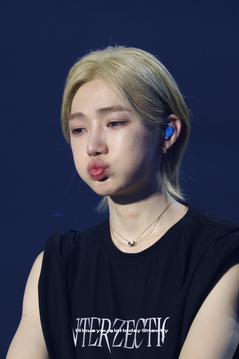 newtty_98's tweet image. 260426 인터젝션
물만두야!!!!!
#뉴 #NEW #최찬희 #차니
#더보이즈 #THEBOYZ