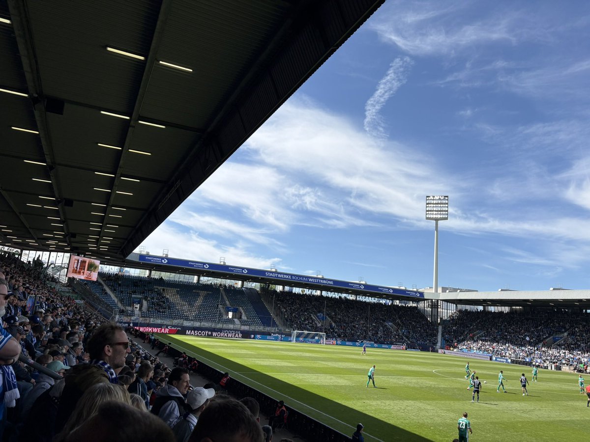 macgregor_tom's tweet photo. 2-1 Heimsieg https://t.co/Fb82uLVrBO
