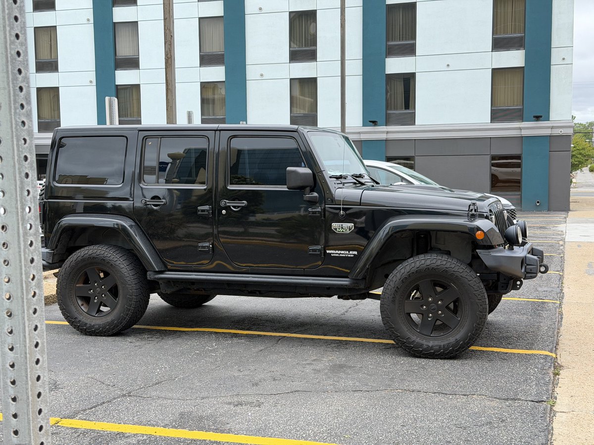 Bat of the sea tweet media