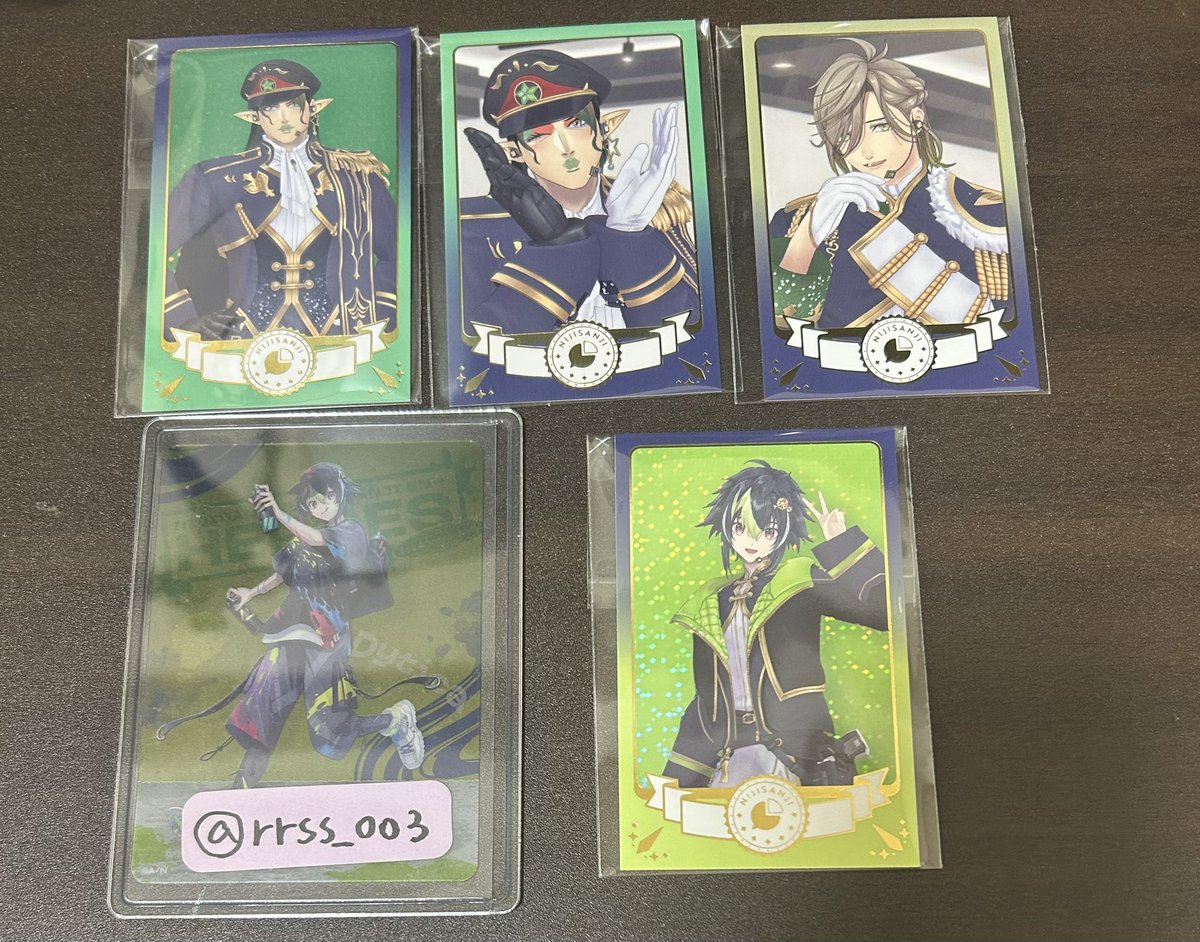 rrss_003's tweet photo. 【交換】にじさんじ 共通衣装3Dグッズ vol.4 Aグループ チェキ

譲▶︎画像1

求▶︎画像2

※郵送希望 https://t.co/3dw4W3pwp2
