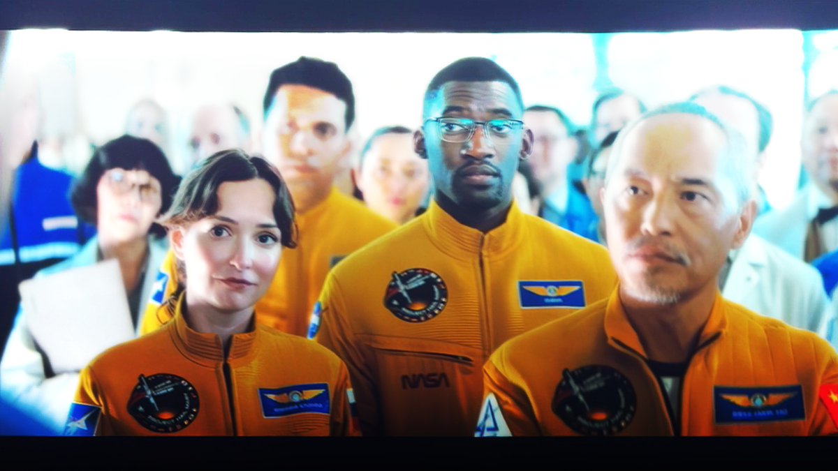 ☾⋆*･ﾟ project hail scarlet ⋆*･ﾟ tweet media