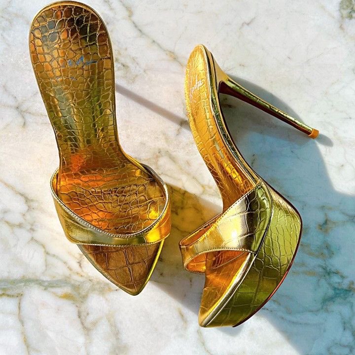 Boss Baby 🌚🌝 tweet media