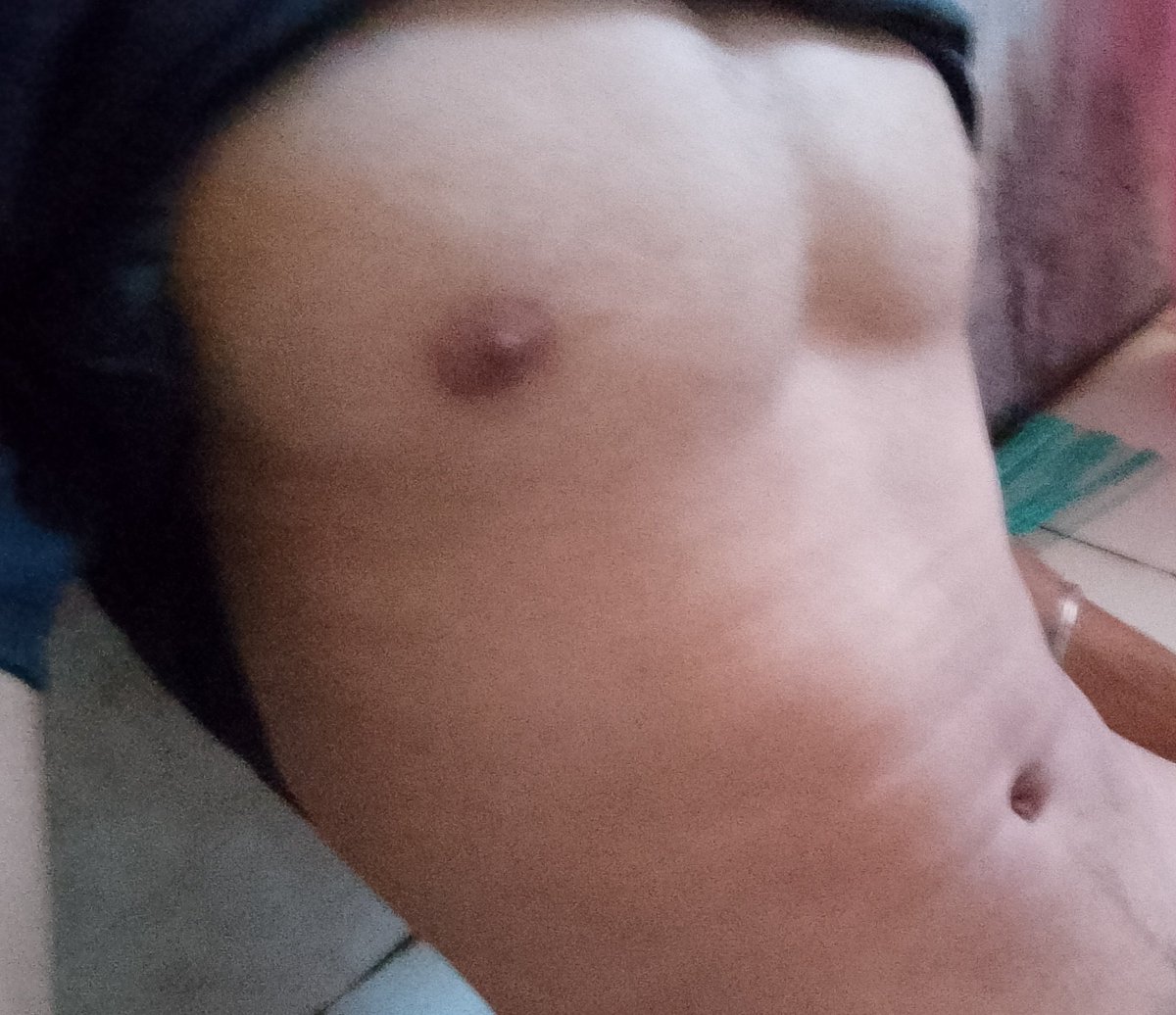 s3xyguy25's tweet photo. Retweet if you want to pinch it! https://t.co/jaYv4kxTZJ