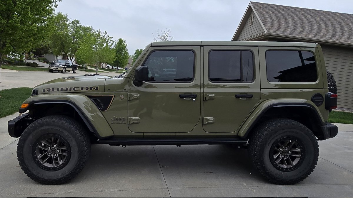 tintworksne's tweet image. #jeep #wrangler side and rear glass tinted in #ceramic #window #film #tint #solarfx #FXExtreme with a true #lifetime #warranty @tintworksne @tint_works_lincoln_ne @SolarFXUSA 👍☑️💪🏁🏆☀️🔥🧯