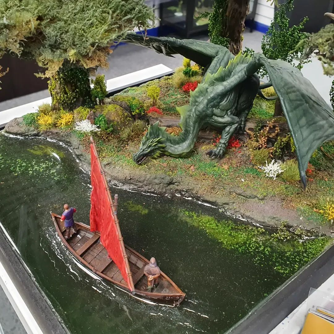 TurtleFleur's tweet photo. Popped into Crusader Wargames for a few paints and to have a look at their awesome new village display, plus some other lovely bits on display, and some of the entries from their last painting competition they held 😀🐉#Redditch #tabletopgames #wargames #fantasygames #painting https://t.co/s0Y6K5Rl2v