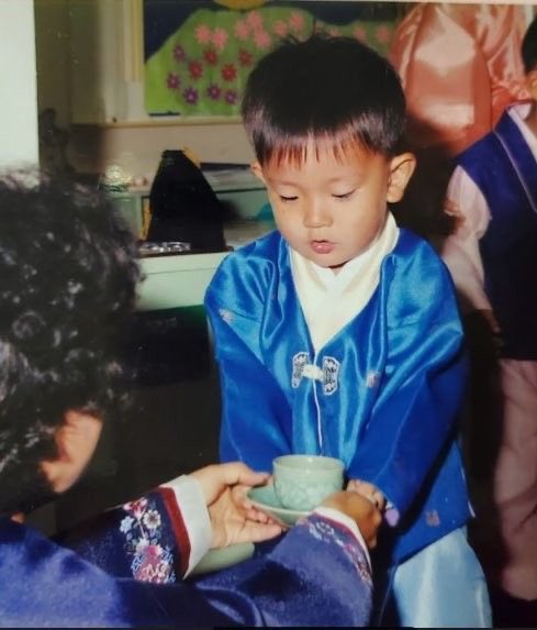 EVAN BASE tweet media