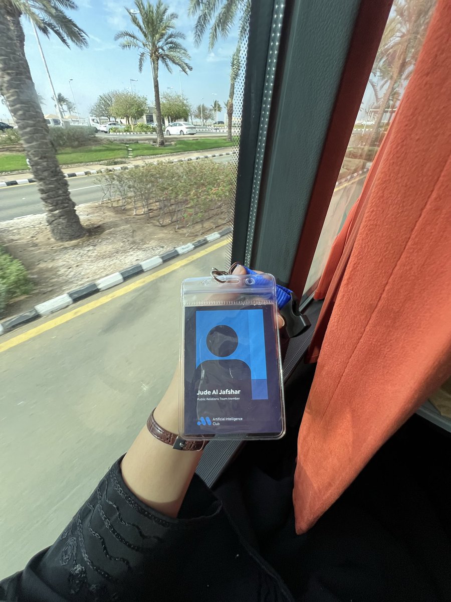 JudeNeuron's tweet photo. KAUST trip with AI Club 🌟 https://t.co/yvmuRvVokG