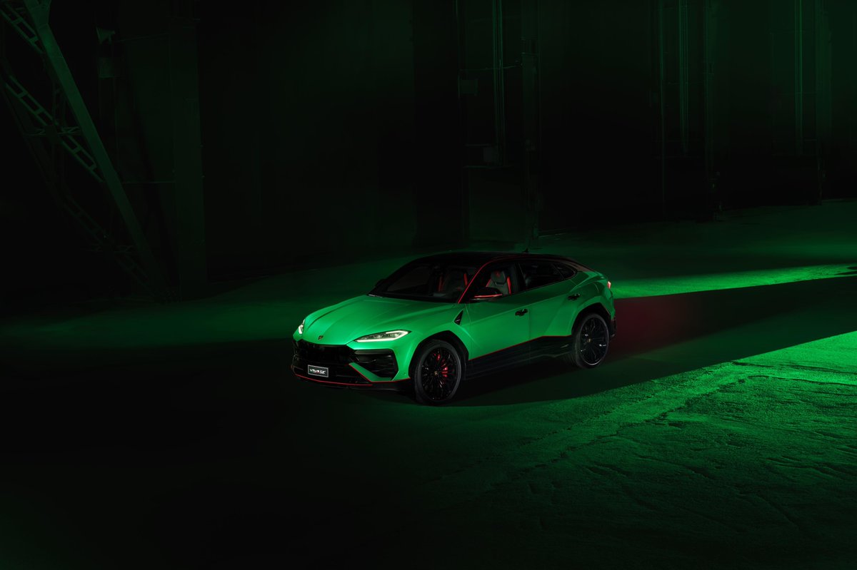 luxurycarsch's tweet image. Lamborghini unveiled the limited “Tettonero” Capsule at Milano Design Week 2026, offering 630 highly exclusive units of its hybrid Super SUV.

With over 70 personalization options, it becomes the most customizable Urus ever created. #lamborghini #switzerland #luxurycars