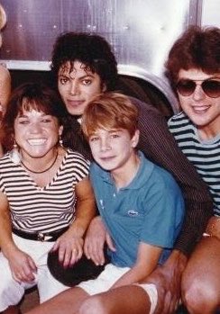 Kenya Moore de São Miguel tweet media