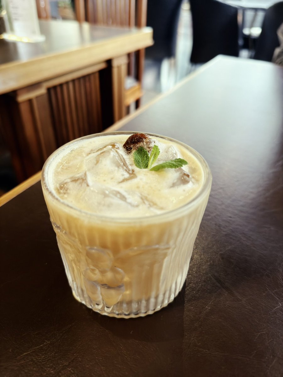 Diana Blanchett tweet media