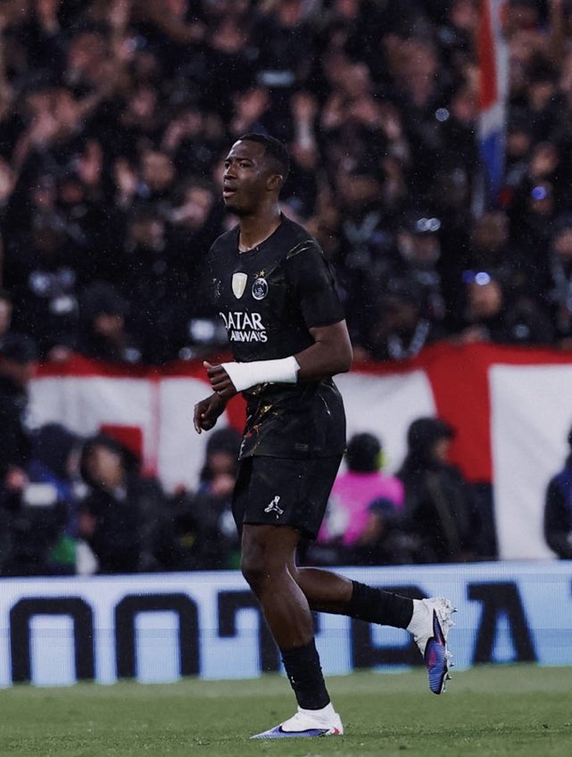 MEGA PSG 🇵🇸 tweet media