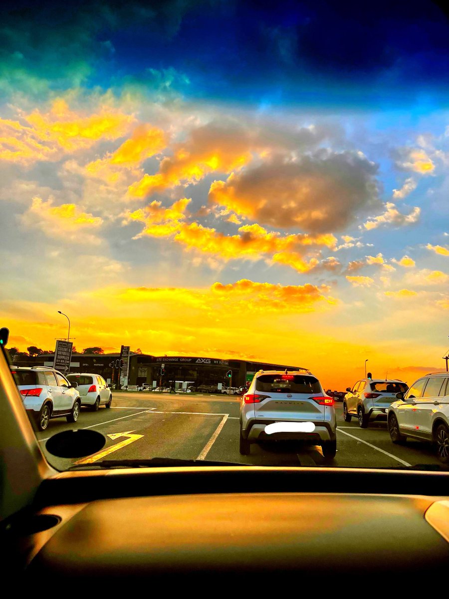 SCP_SECURITY's tweet image. 18:47 Florida, Roodepoort

🌆 Good Evening, everyone

Wishing all our clients, staff, and community a safe and peaceful evening ahead. 🌙
Please stay alert, travel safely, and take care out there.

#GoodEvening #StaySafe #CommunitySafety