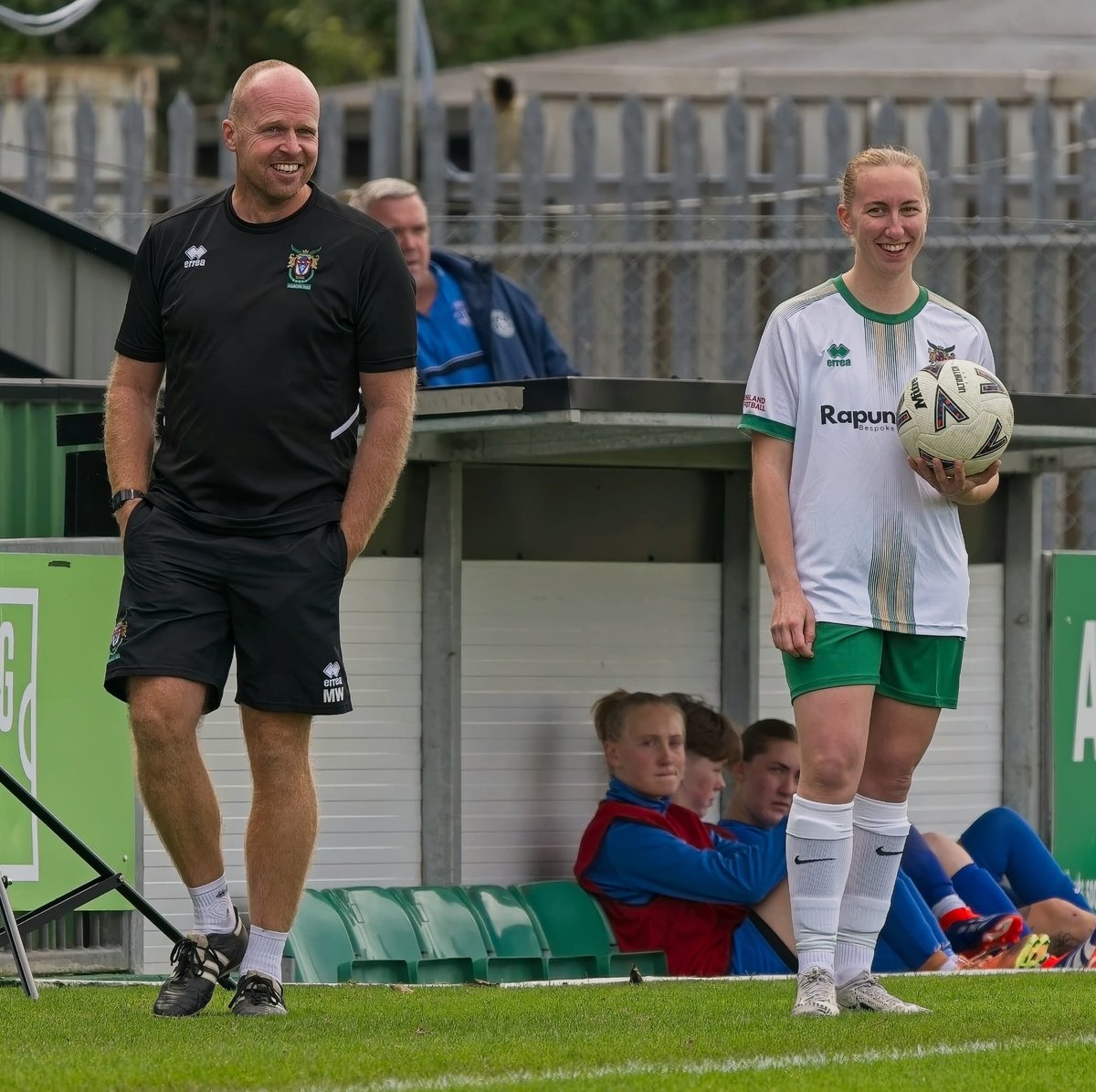 Chichestermatt1's tweet photo. Thank you to all the players and staff at Bognor Women for an incredible journey.  #BognorIsMassive @rockettes_wfc https://t.co/PPt8PqG0CY