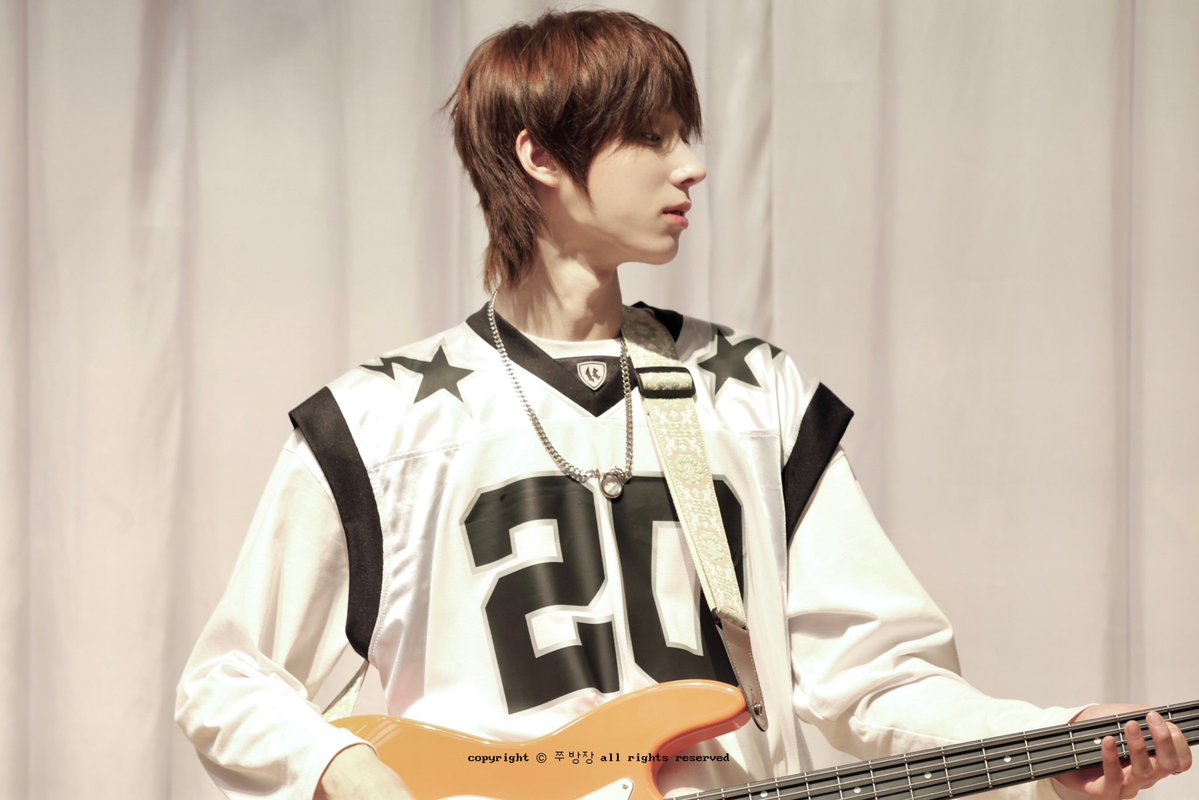 쭈방장🍜 tweet media