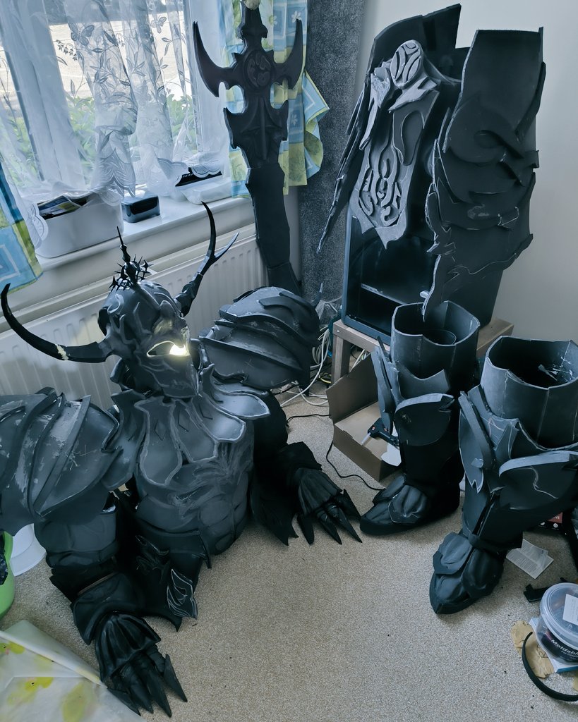 "I Shall Free us From the Wheel!"

A bit of a low-key drop of what I've been working on but I will be ready to paint soon!  

Are there any Zero or Archfiend Cosplayers going to fanfest Berlin who  are interested in being employed into my service?

#FFXIV #FFxivcosplay