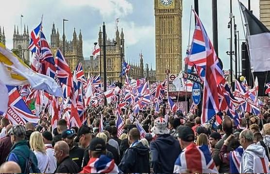 Tommy Robinson 🇬🇧 tweet media