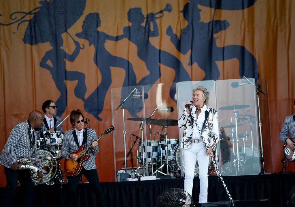 Sir Rod Stewart tweet media