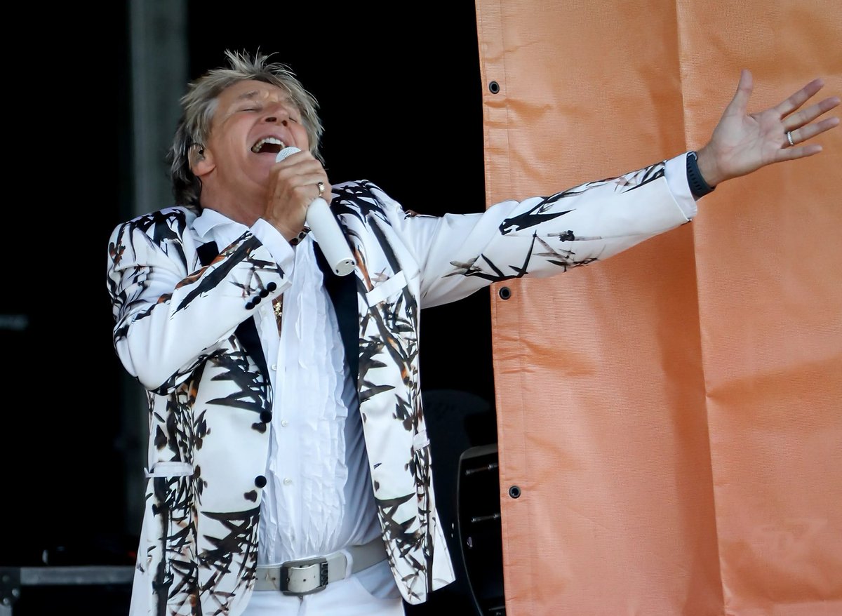 Sir Rod Stewart tweet media