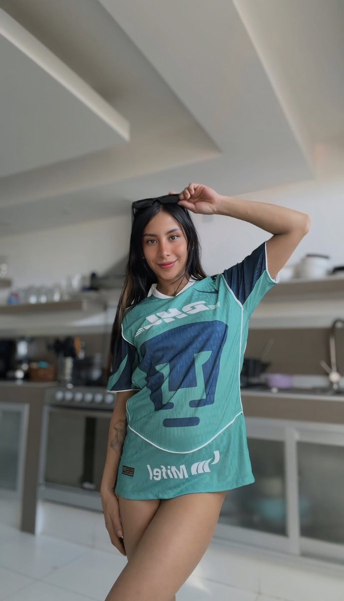 Alexa González. ✨ tweet media